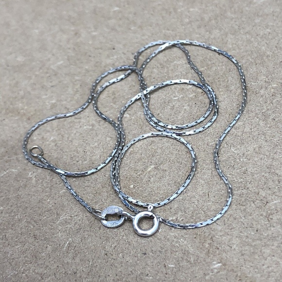 18K 778 AR Star SOLID WHITE GOLD CHAIN 3.1 Grams 18’ - Picture 6 of 9